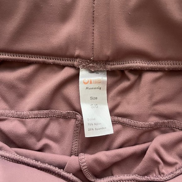 One Muse Shorts - Picture 3 of 3